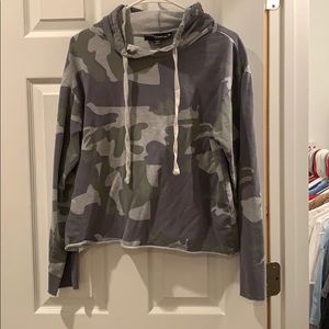 💚💚10% OFF Cropped Camouflage Hooded Top!💚💚